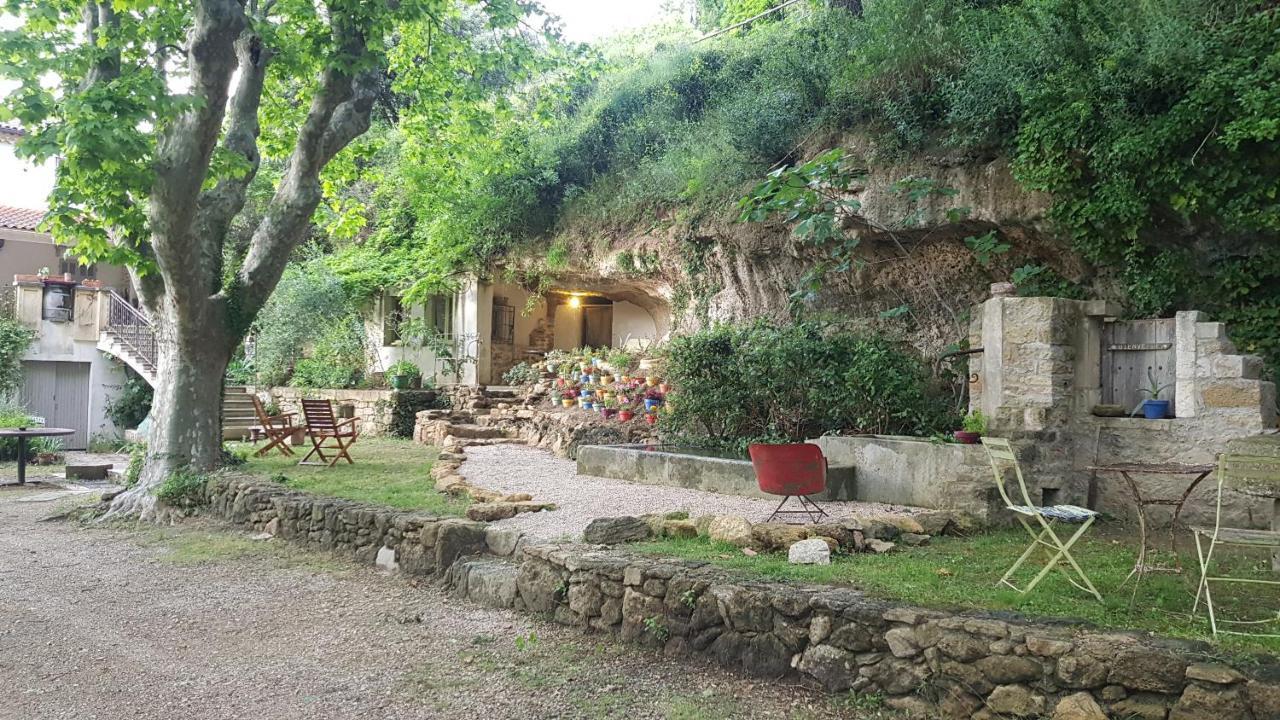 Moulin De Bonfilhon Bed & Breakfast Cornillon-Confoux Dış mekan fotoğraf