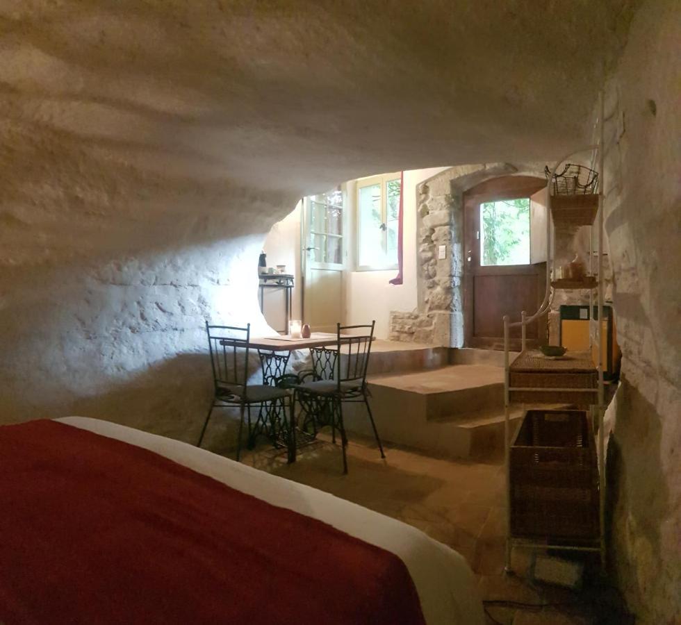 Moulin De Bonfilhon Bed & Breakfast Cornillon-Confoux Dış mekan fotoğraf