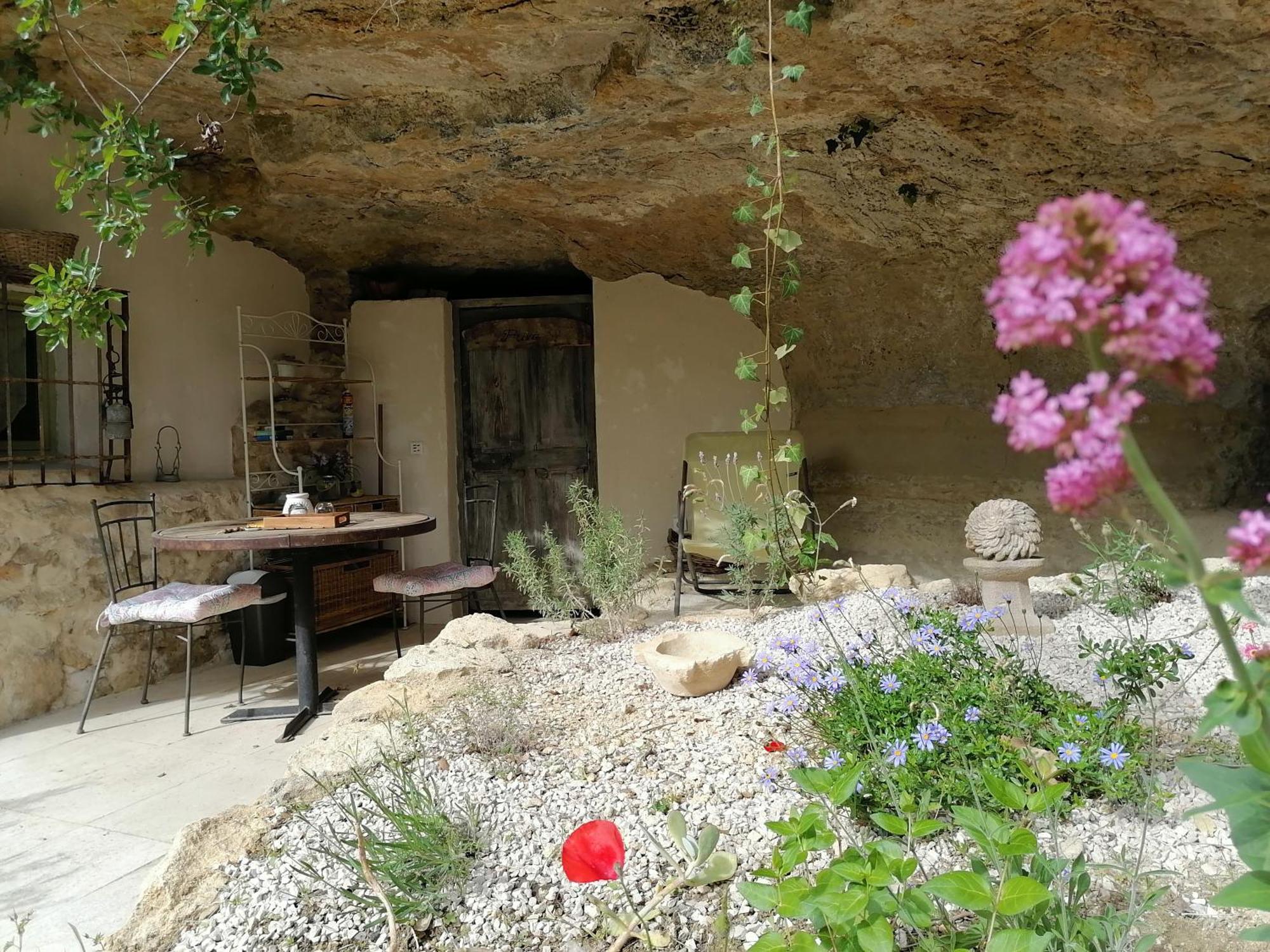 Moulin De Bonfilhon Bed & Breakfast Cornillon-Confoux Dış mekan fotoğraf
